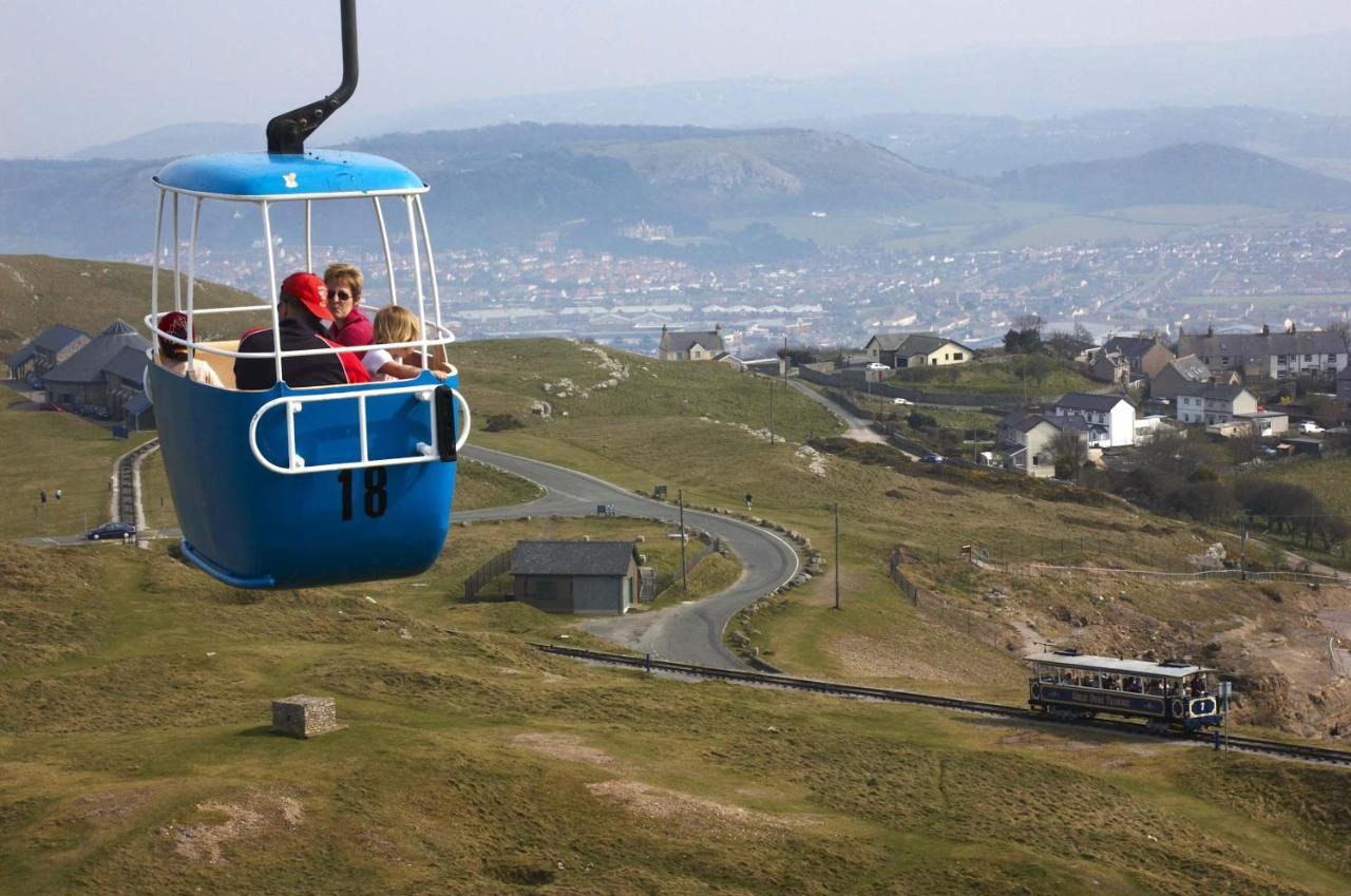 Hotel Gwesty Links Llandudno Esterno foto