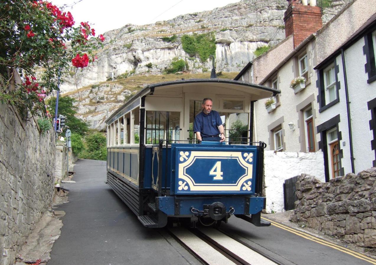 Hotel Gwesty Links Llandudno Esterno foto
